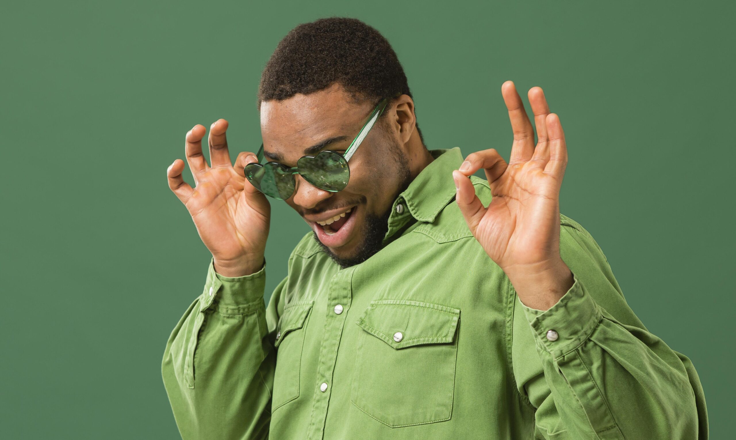 Happy man party wearing sunglasses